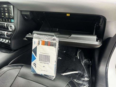 Used 2018 Ford Mustang Premium RWD image 42