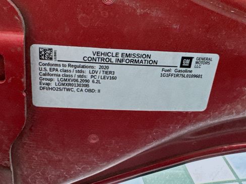 Used 2020 Chevrolet Camaro LT RWD image 19