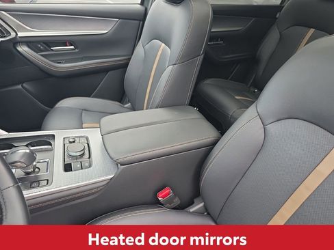Used 2025 MAZDA CX-90 3.3 Turbo S w/ Premium Package image 17