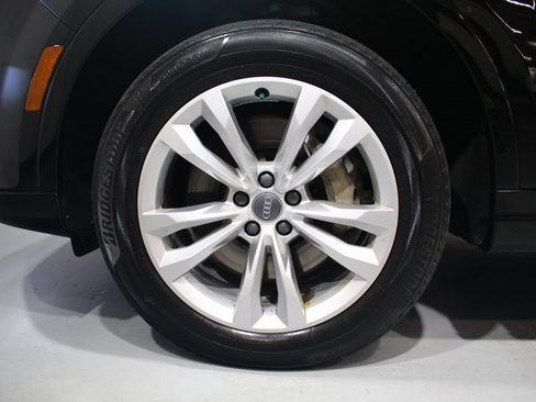Used 2019 Audi Q7 3.0T Premium Plus image 16