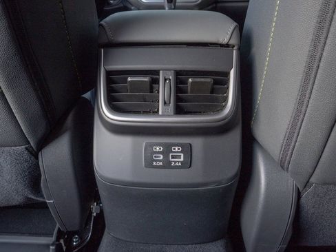 Certified 2025 Subaru Outback Onyx Edition w/ Popular Package #2 image 19