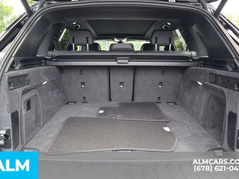 Used 2022 BMW X5 M50i image 21