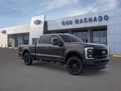 New 2026 Ford F250 Lariat w/ Black Appearance Package image 7