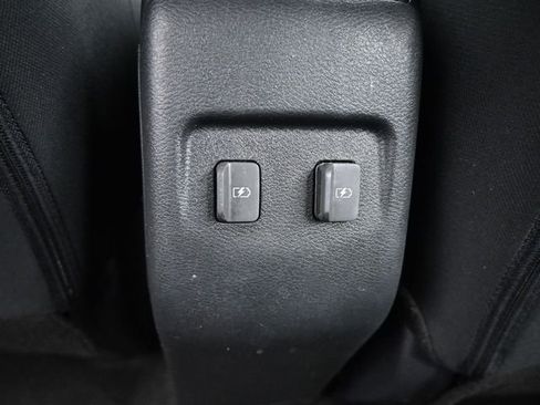 Used 2024 Nissan Kicks SR image 16