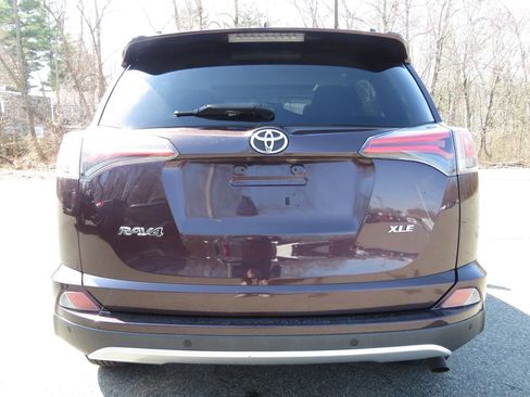 Used 2016 Toyota RAV4 XLE w/ Convenience Package image 6