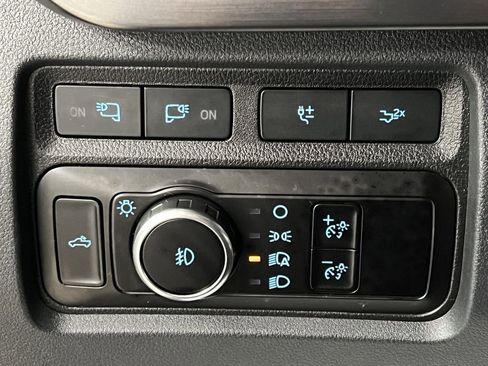 Used 2023 Ford F350 Lariat w/ Lariat Ultimate Package image 31