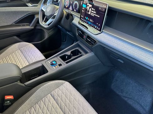 New 2025 Volkswagen Tiguan S image 16