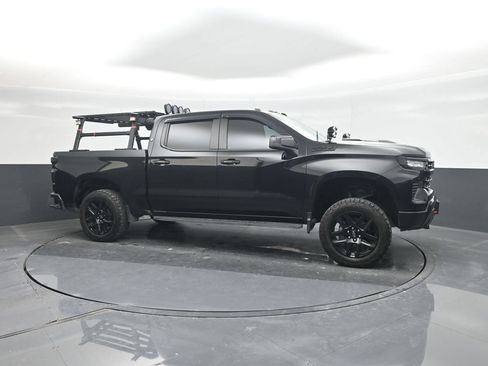 Used 2023 Chevrolet Silverado 1500 LT Trail Boss w/ LPO, Dark Essentials Package AWD/4WD image 11