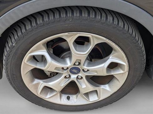 Used 2015 Ford Escape Titanium image 10