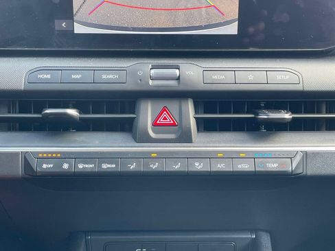 Used 2025 Kia K4 FWD image 25