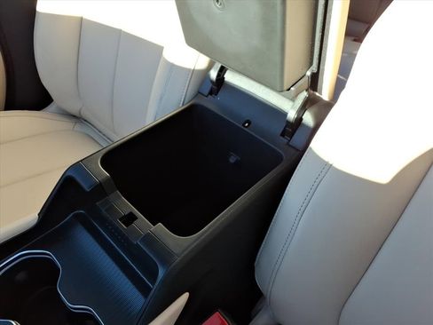 New 2025 Jeep Grand Cherokee Limited image 27