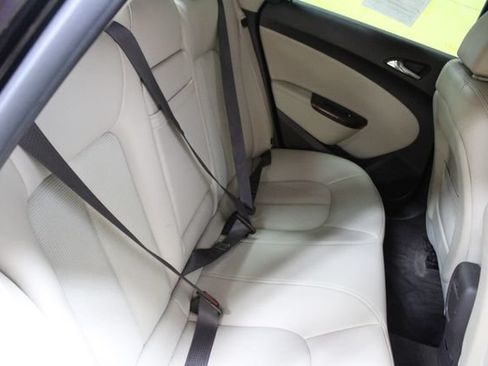 Used 2014 Buick Verano FWD image 9