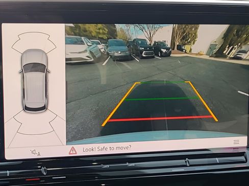 New 2026 Volkswagen Atlas Cross Sport SEL R-Line image 36