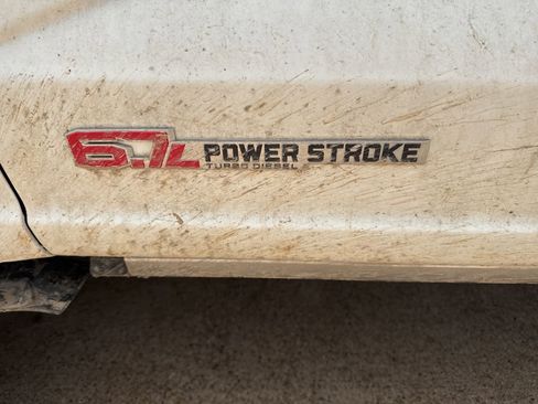 Used 2024 Ford F350 Platinum image 12