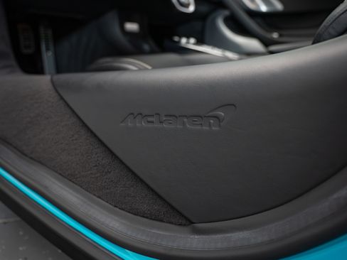 Used 2023 McLaren GT RWD image 11