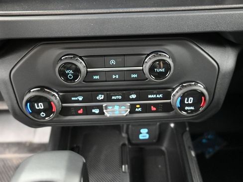 New 2025 Ford Bronco Big Bend image 9