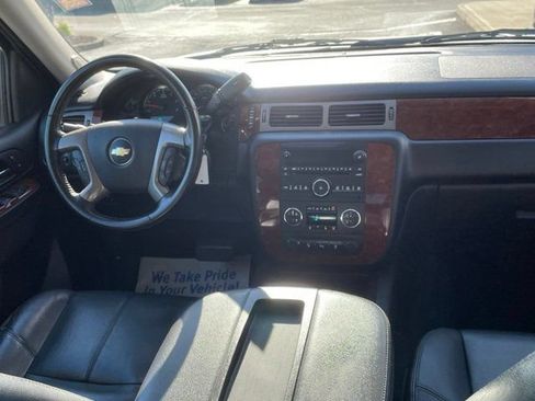 Used 2013 Chevrolet Avalanche LT w/ All-Star Edition AWD/4WD image 7