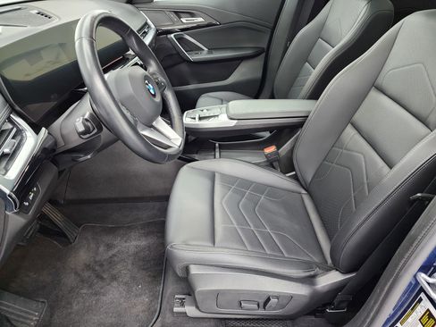 Used 2025 BMW X1 xDrive28i image 8