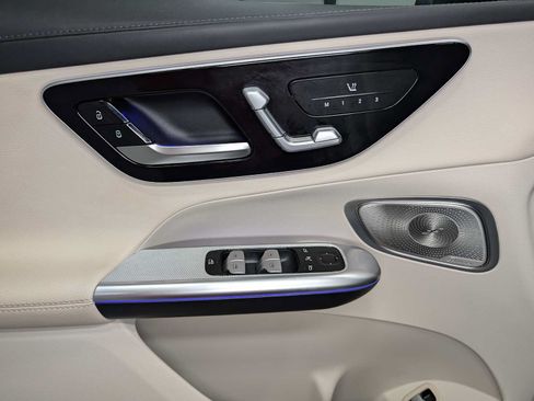 Certified 2023 Mercedes-Benz GLC 300 4MATIC image 35