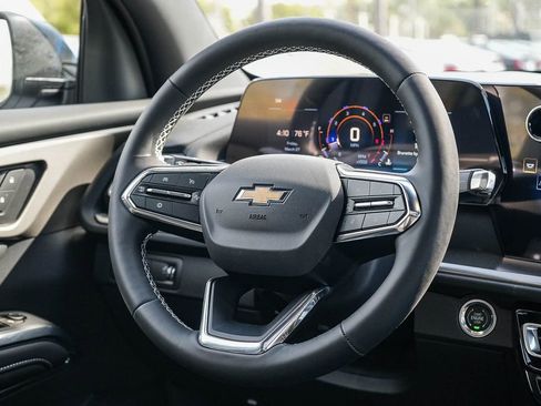 New 2026 Chevrolet Traverse LT w/ Sun and Wheel Package image 15