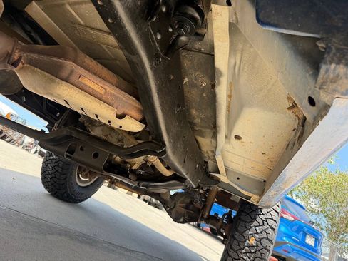 Used 1992 Dodge D/W Truck 250 AWD/4WD image 13