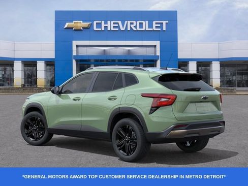 New 2026 Chevrolet Trax ACTIV w/ Sunroof Package FWD image 4