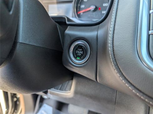 Used 2021 Chevrolet Tahoe Z71 w/ Rear Media and Nav Package image 21