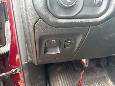 Used 2024 RAM 1500 Big Horn AWD/4WD image 16