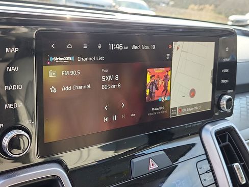 Used 2023 Kia Sorento EX image 17