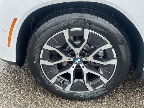 New 2026 BMW X3 xDrive30 w/ Premium Package AWD/4WD image 7