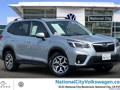 Used 2021 Subaru Forester Premium w/ Popular Package #1