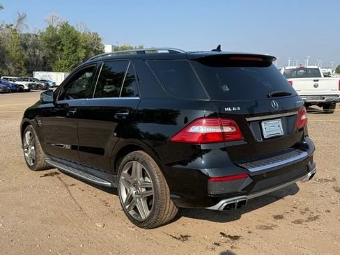 Used 2014 Mercedes-Benz ML 63 AMG 4MATIC image 3