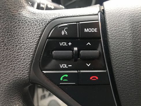 Used 2017 Hyundai Sonata SE FWD image 14