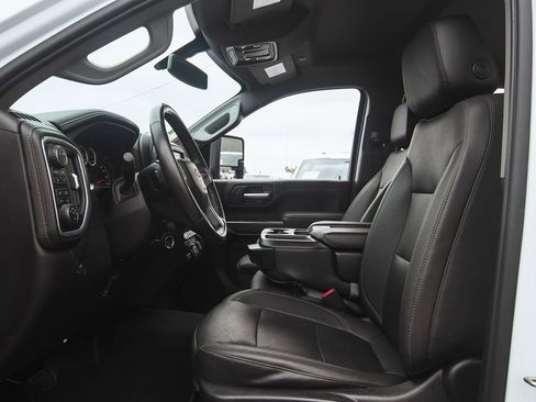 Used 2023 Chevrolet Silverado 2500 LTZ image 13