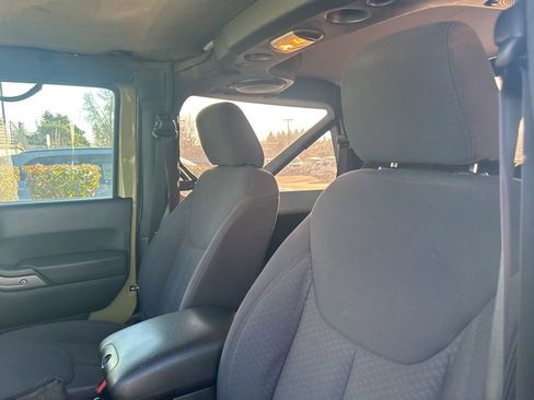 Used 2013 Jeep Wrangler Sport image 11