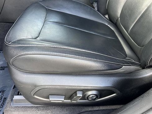 Used 2021 Jeep Grand Cherokee L Limited image 21