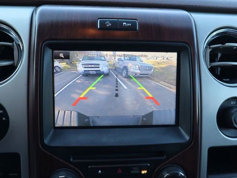 Used 2014 Ford F150 King Ranch w/ King Ranch Luxury Package image 38