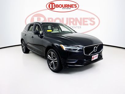 Used 2019 Volvo XC60 T5 Momentum w/ Multimedia Package
