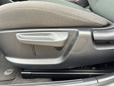 Certified 2025 Kia K4 image 13