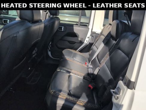 Used 2021 Jeep Wrangler Unlimited Sahara image 7