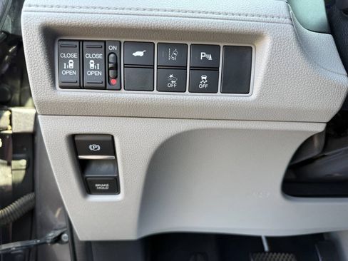 Used 2018 Honda Odyssey Elite image 19