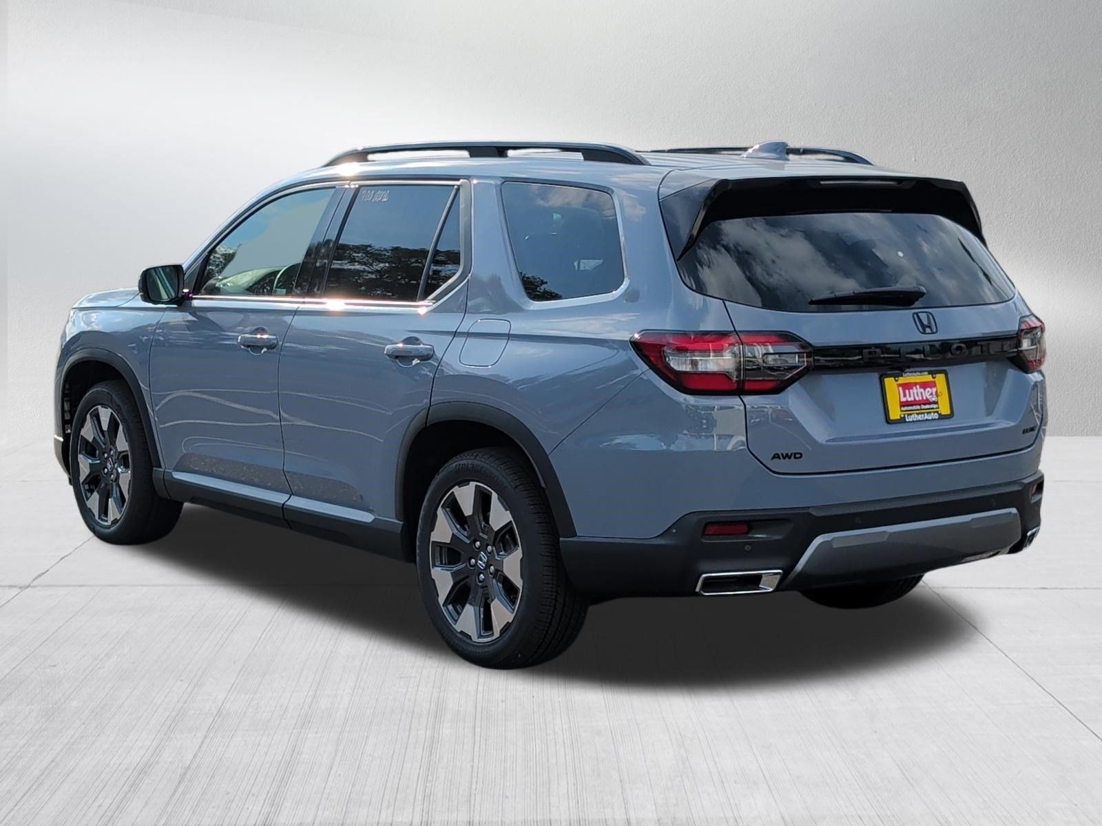 New 2026 Honda Pilot Elite image 5