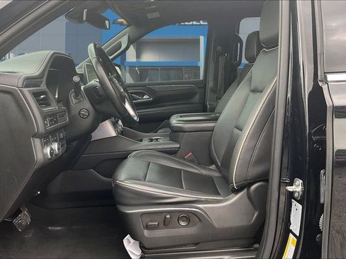 Used 2023 GMC Yukon XL SLT w/ SLT Premium Package AWD/4WD image 21