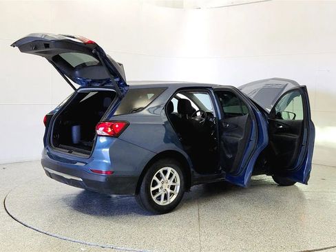 Used 2024 Chevrolet Equinox LT w/ LPO, Floor Liner Package FWD image 12