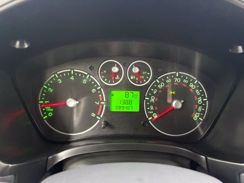 Used 2013 Ford Transit Connect XL FWD image 24