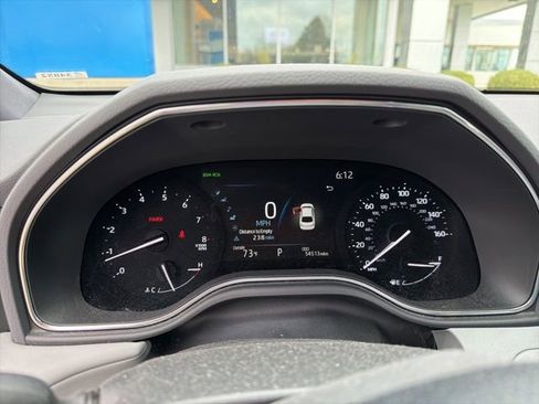 Used 2022 Toyota Avalon XLE image 17