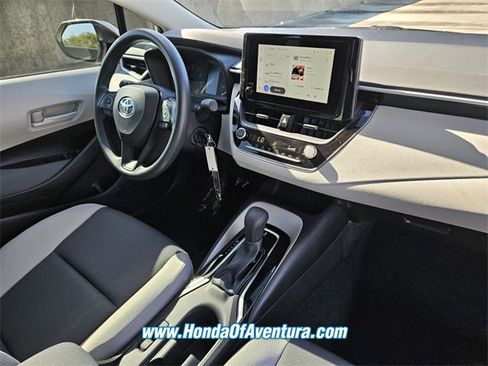 Used 2024 Toyota Corolla LE image 14