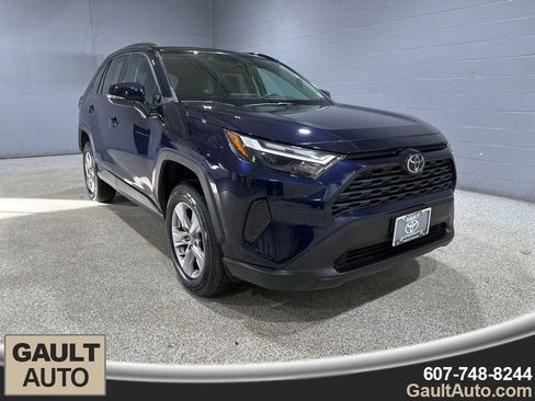 Certified 2022 Toyota RAV4 XLE image 1