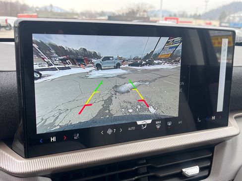 New 2026 Ford Explorer Active w/ Active Comfort Package image 8