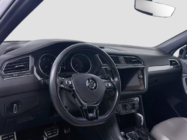 Used 2021 Volkswagen Tiguan SE R-Line w/ 3rd Row Seat Package AWD/4WD image 9